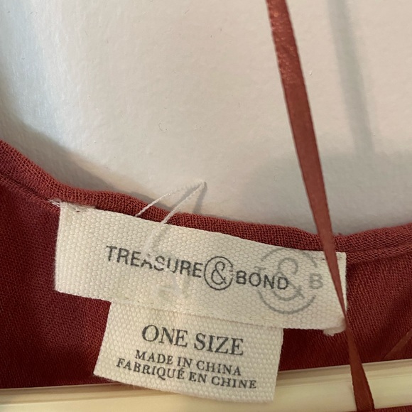 Nordstrom Cover-up company. Cute for sports, swimming a Extra hip layor. - Picture 4 of 4